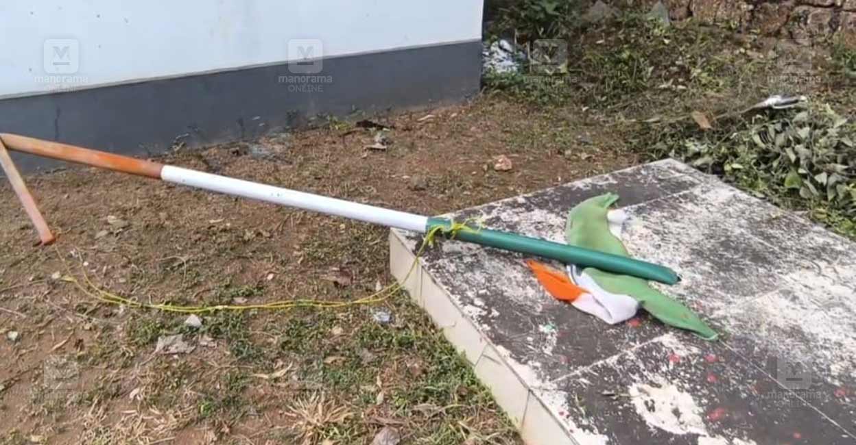 pariyarm-congress-office-attack.jpg
