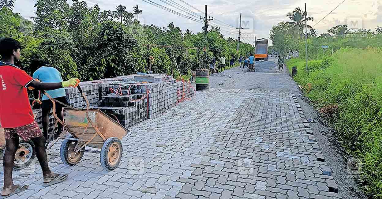 puthenkavu-road.jpg