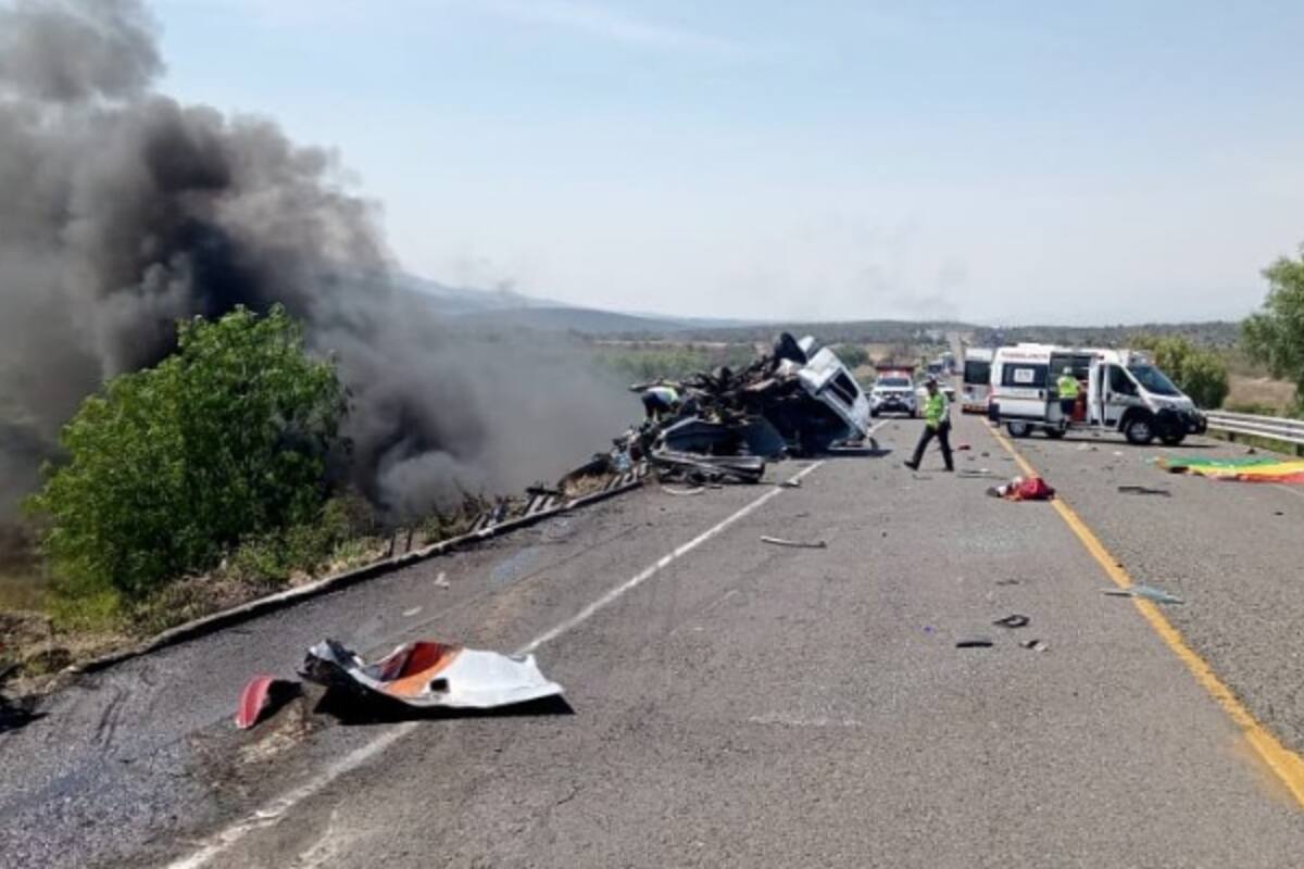 road-accident-mexico_1200x800xt.jpg
