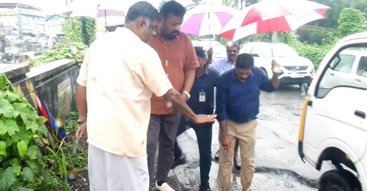 suresh-gopi-road.jpg