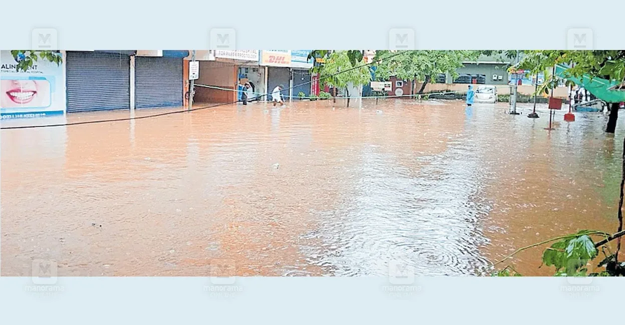 thalasseri-flood1.jpg