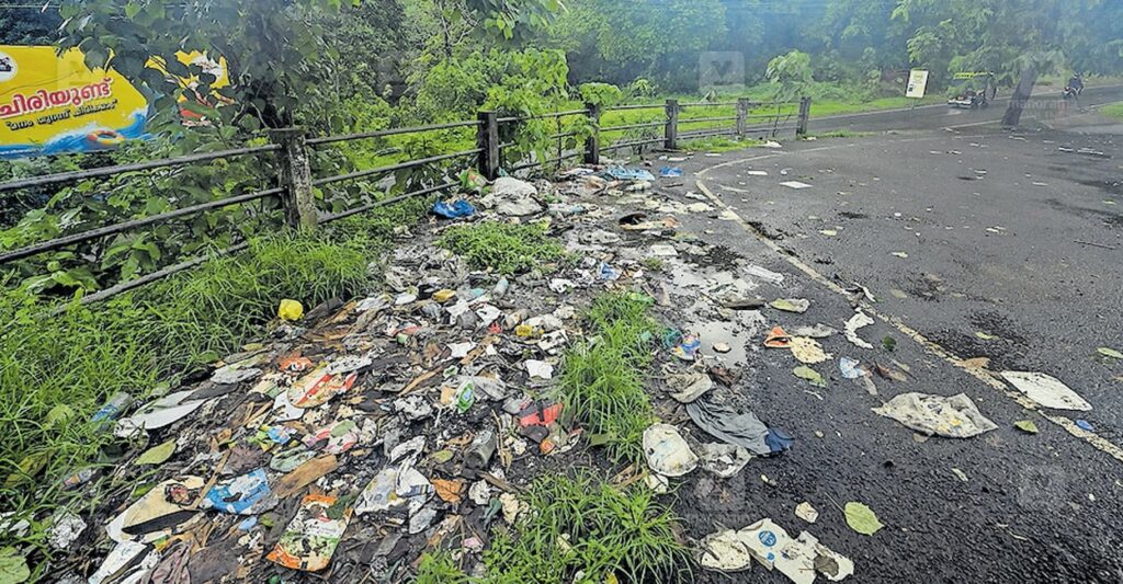 athirappilly-chalakudy-plastic-ban.jpg