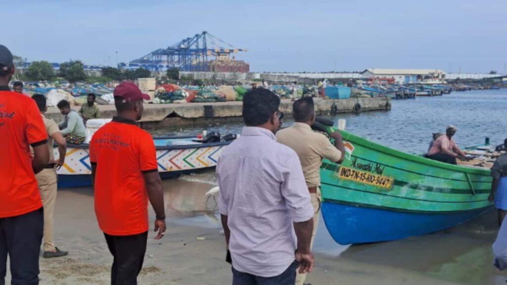 boat-seized-1749492543260_1200x675xt.jpg