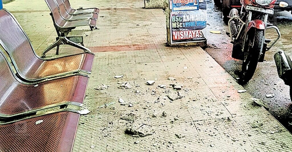 bus-stand-wall-concreet1.jpg