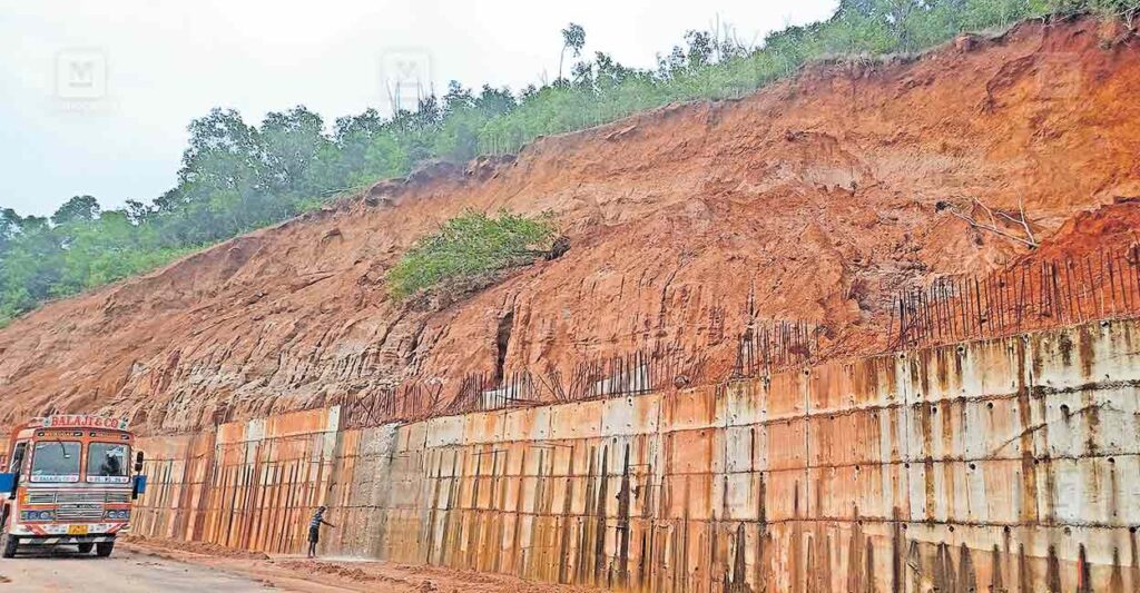 cheruvathoor-landslide-1.jpg