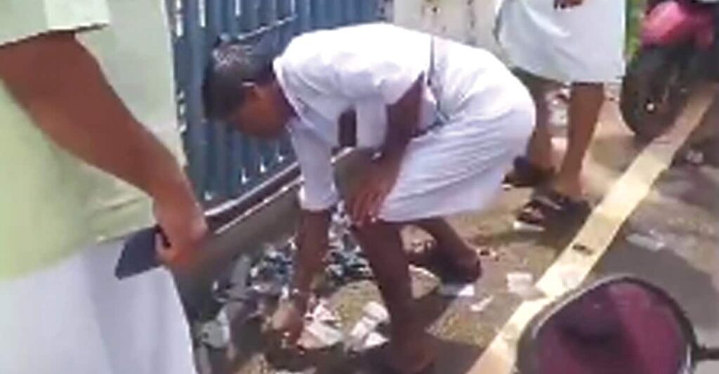 cpm-congress-clash-crackers-bursting.jpg