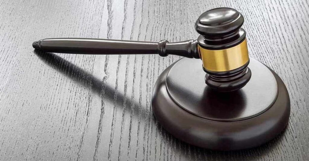 dubai-court-fines-and-jails-traveller-for-bringing-drugs-into-uae.jpg