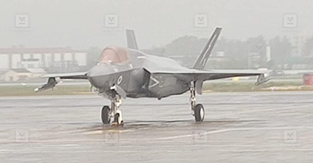 f-35-britian-emergency-landing-tvm-airport.jpg
