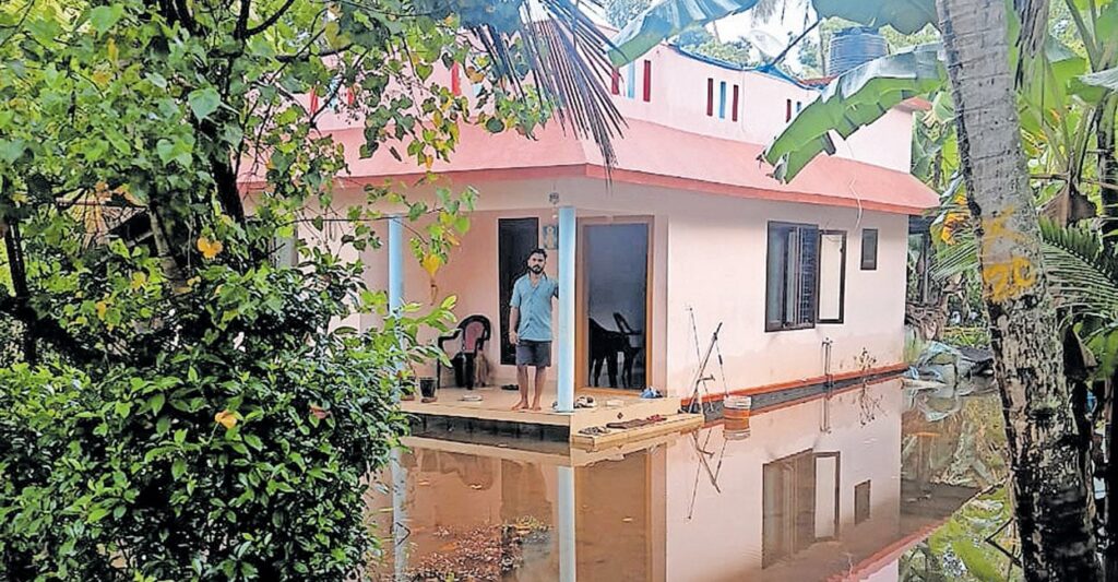 kerala-cheruthana-waterlogging-emergency.jpg