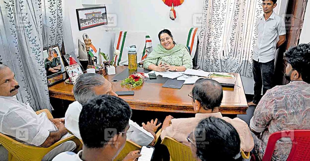 kochi-uma-thomas-mla.jpg