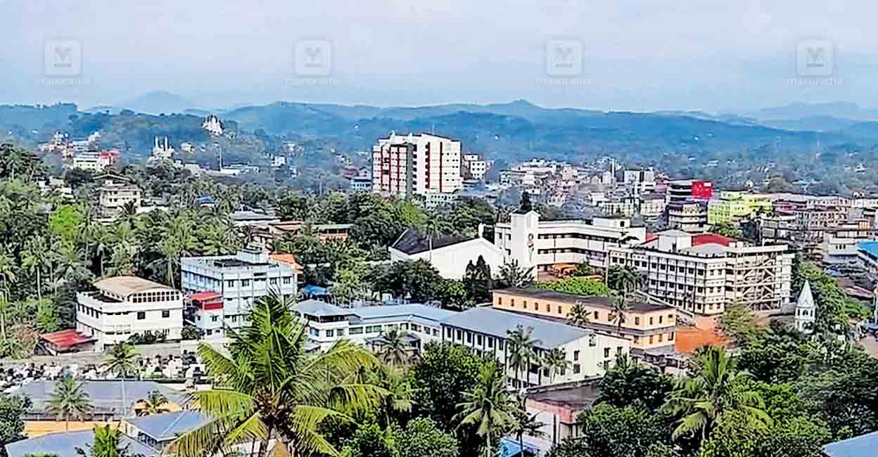 kollam-punaloor-town.jpg