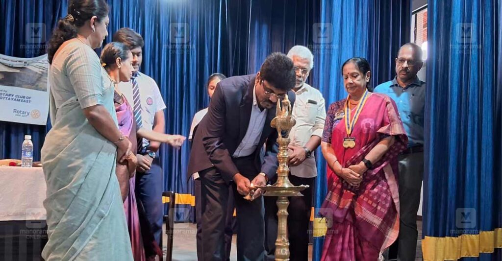 ktm-rotary-club-kottayam-east-interact.jpg