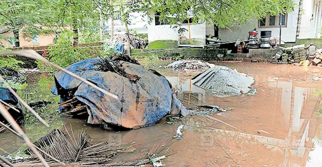malappuram-waterlogging-kavumpadi.jpg
