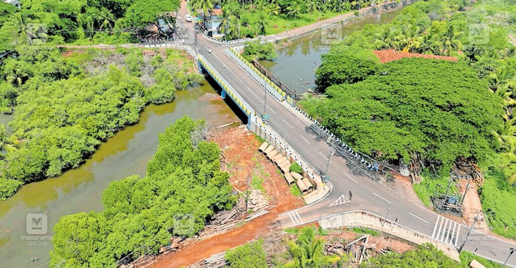 naranath-bridge.jpg