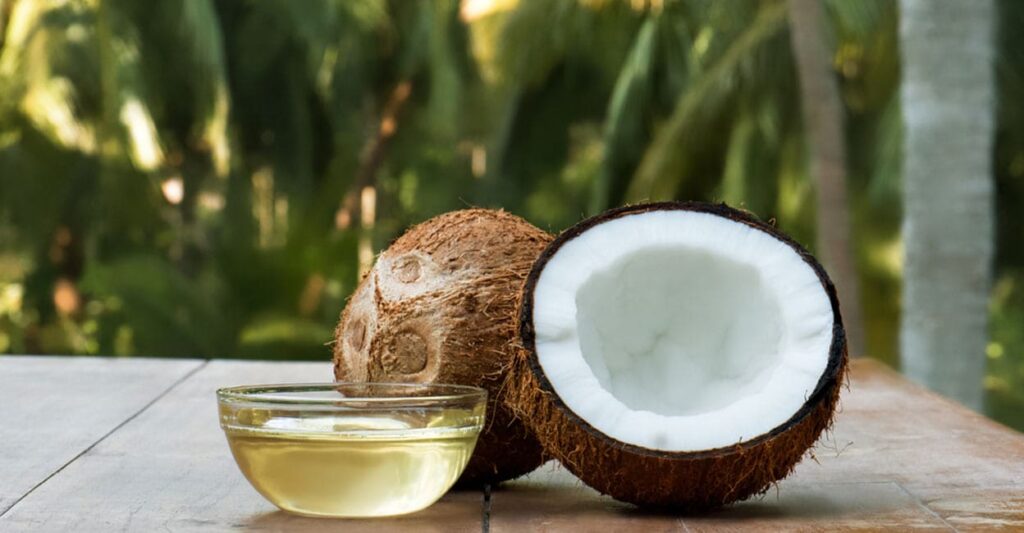 pachakam-coconut-oil-shutterstock-thasneem.jpg