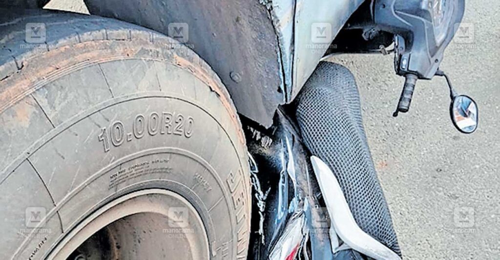 pathanamthitta-accident.jpg
