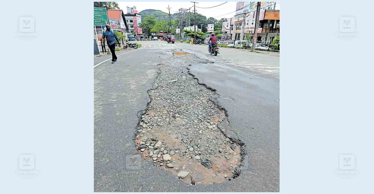 pathanamthitta-ksrtc-deport-road.jpg