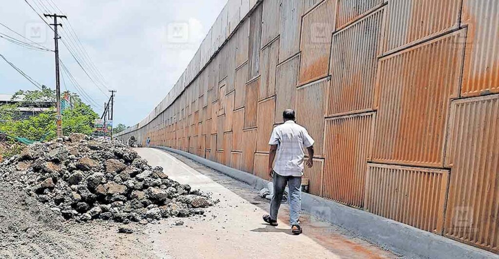 pilathara-service-road.jpg