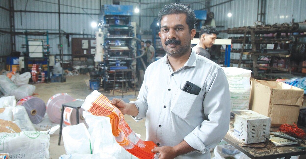 plastic-coner-1248.jpg