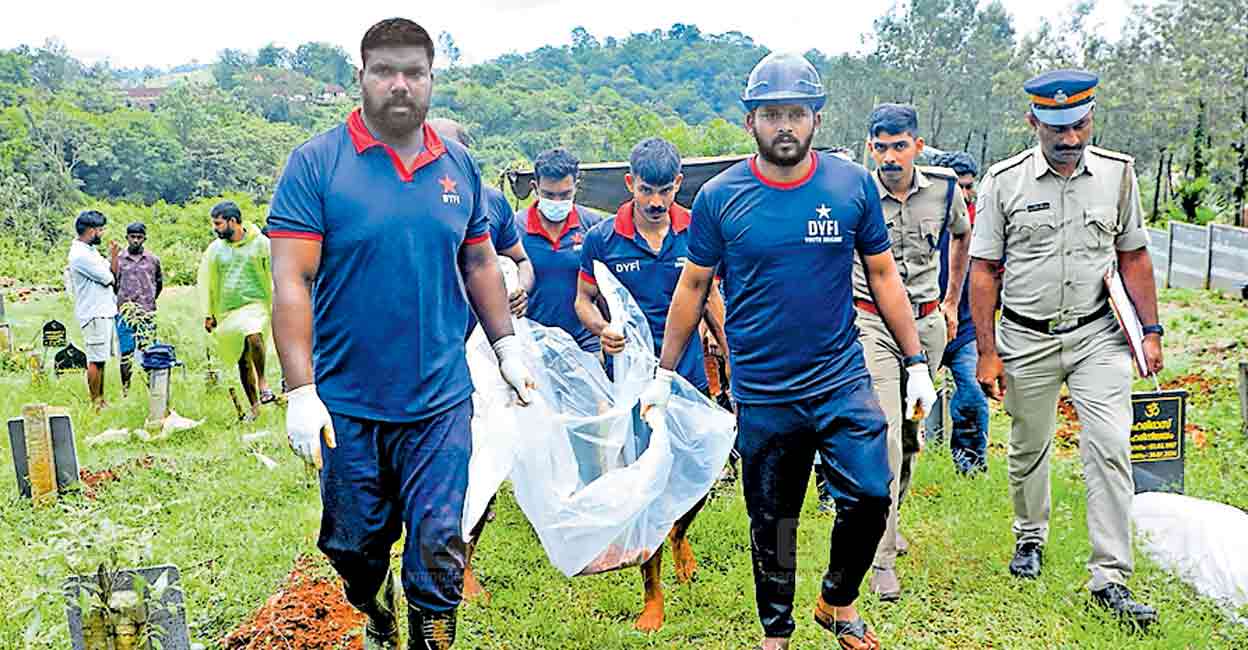 rajamma-funeral.jpg