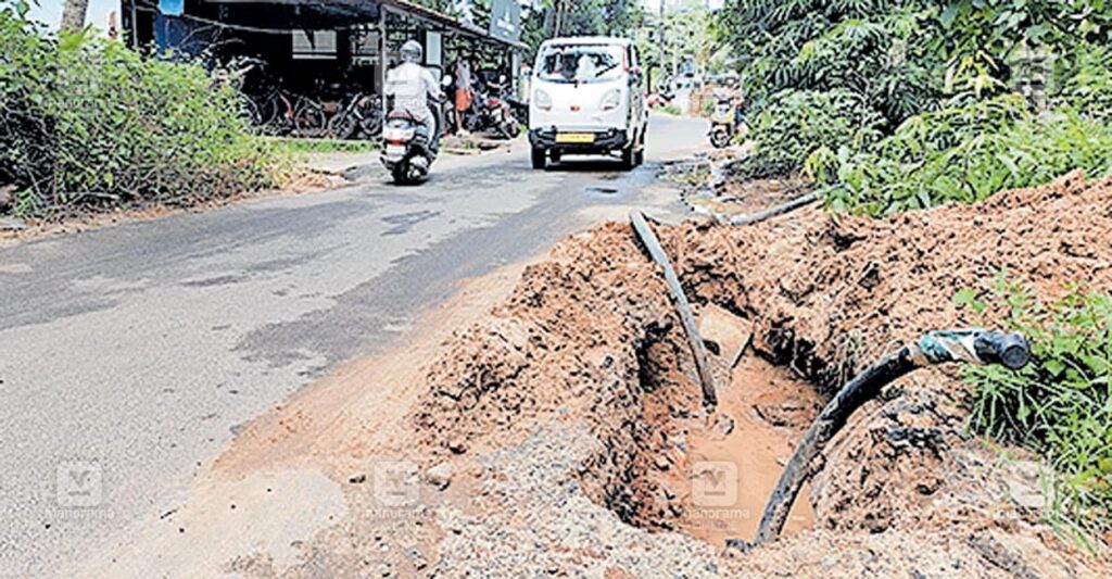 road-kuzhi.jpg