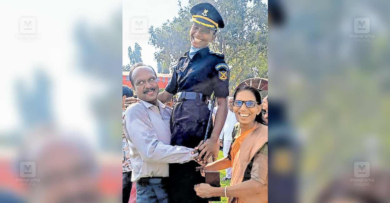 si-daughter-indian-navy-lieutenant.jpg