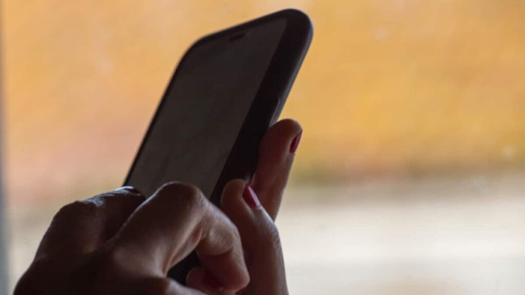 smartphone-1-_1200x675xt.jpg