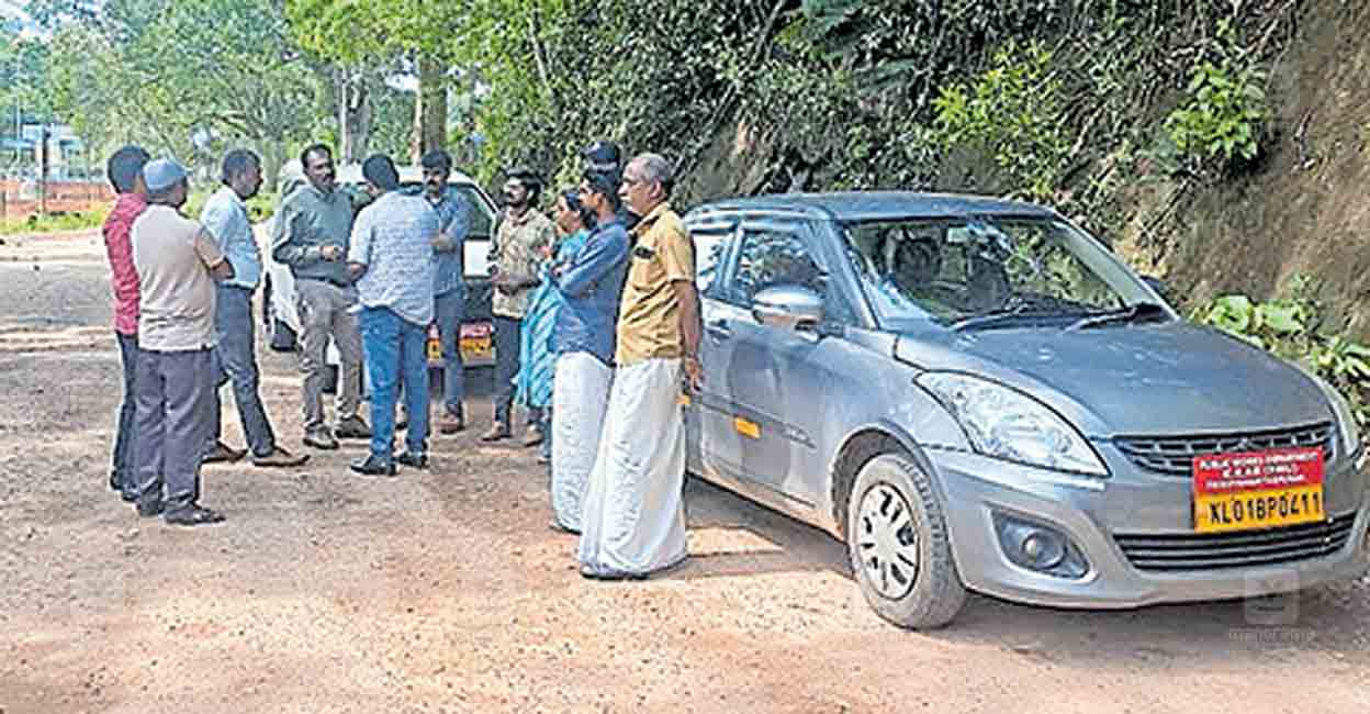 trivandrum-klerala-road-members-inspetion.jpg