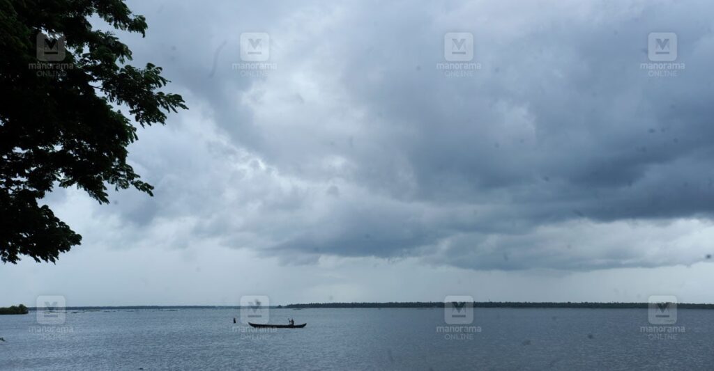 vembanad-lake.jpg