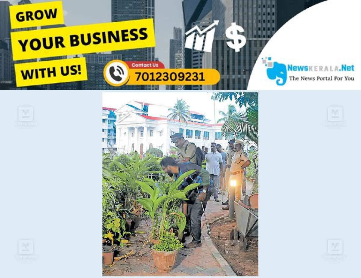 admerged_1752463427_trivandrum-secratariyet-snake