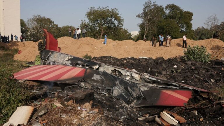 ahmedabad-plane-crash-1-1749834568091_1280x720xt.jpg
