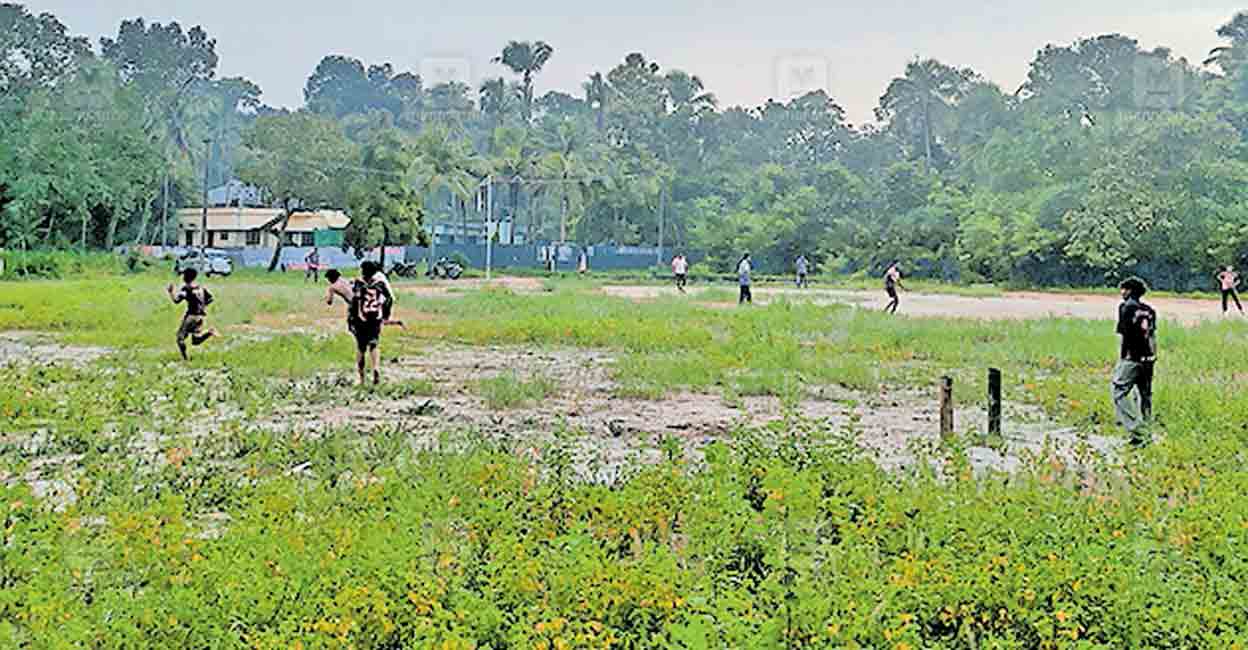 alappuzha-panchayat-ground-perumbalam.jpg