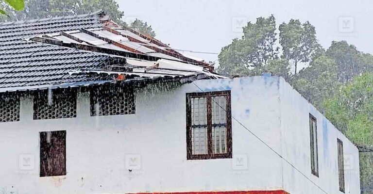 chanaganassery-rain-damage-1.jpg