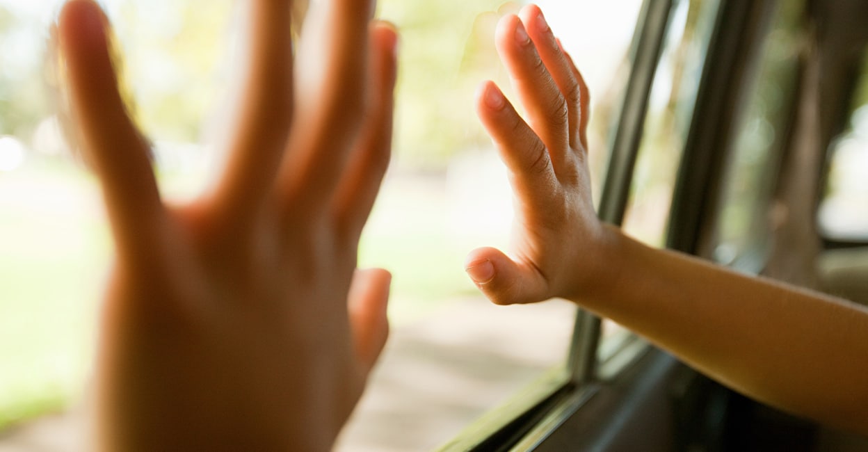 dubai-police-rescue-2-year-old-left-in-car-while-parents-shopped-child-trapped-in-car.jpg