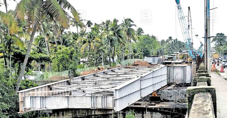 ekm-paravoor-nh-66-construction.jpg