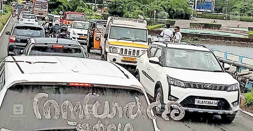 ekm-vallarpadam.jpg
