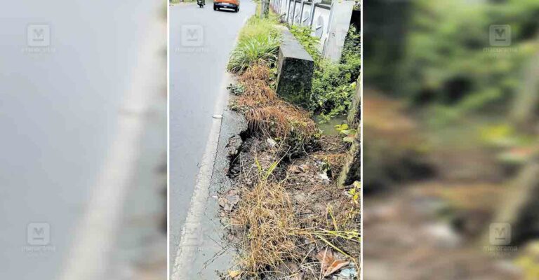karipuzha-road-damage.jpg