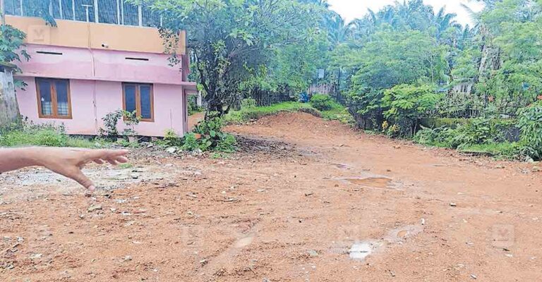 kollam-site-for-construct-building-for-chitara-kocharippa-tribal-lps.jpg