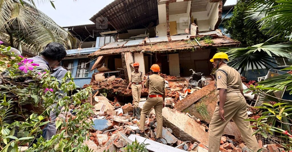 kottayam-medical-college-building-collapsed-3.jpg