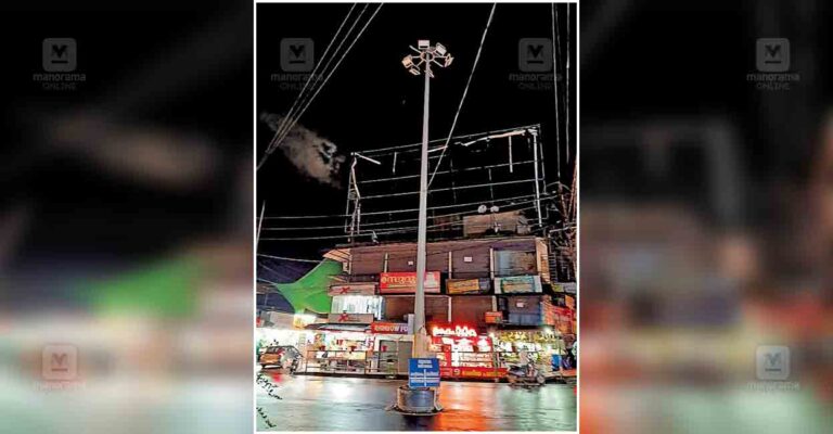 kozhikode-high-mast-light.jpg