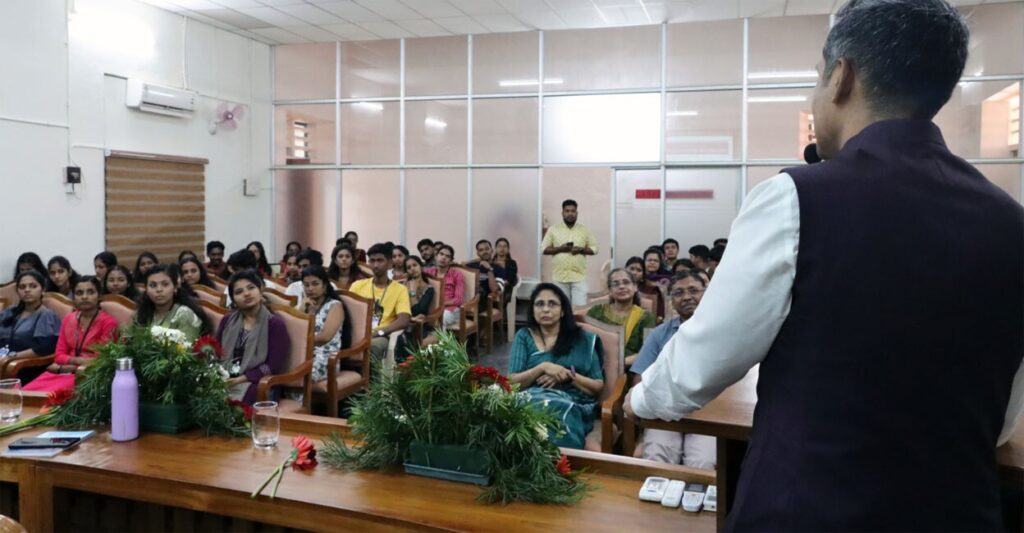 mg-college.jpg