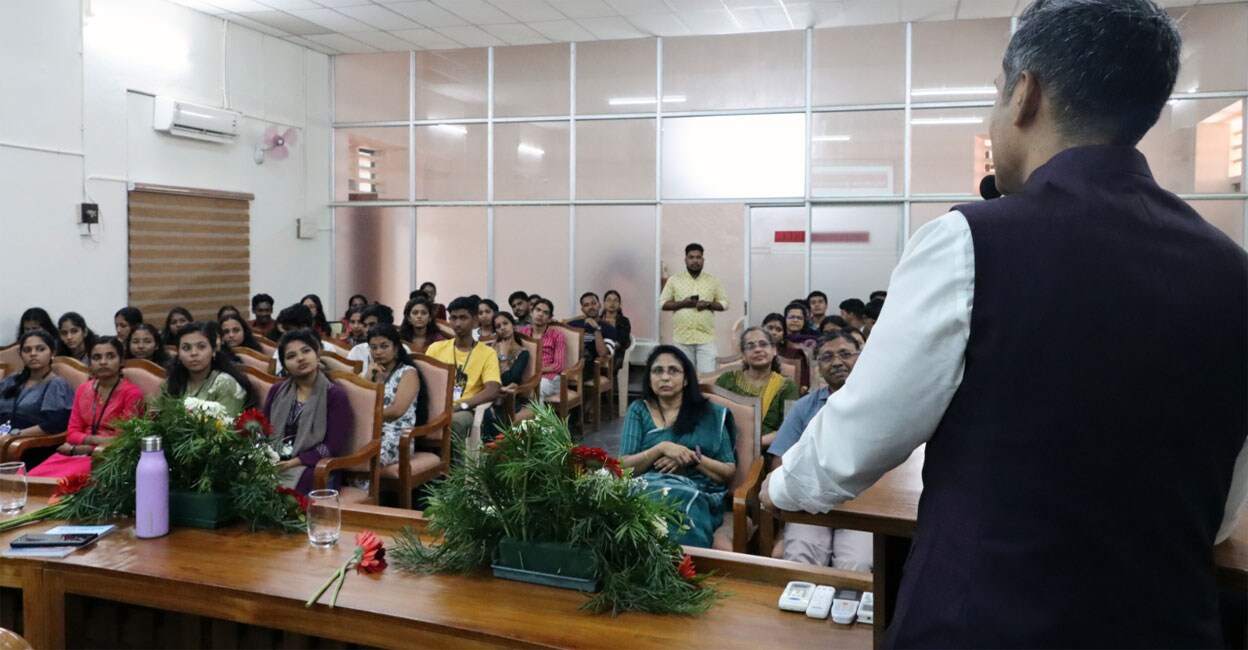 mg-college.jpg
