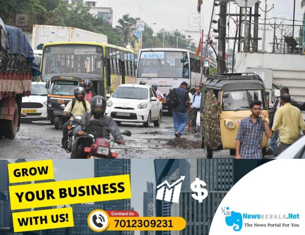newskerala.net_1752741648_Vyttila-junction-traffic-road