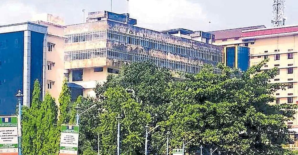 pala-general-hospital.jpg