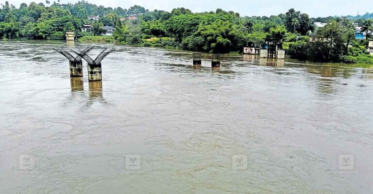 pamba-river.jpg