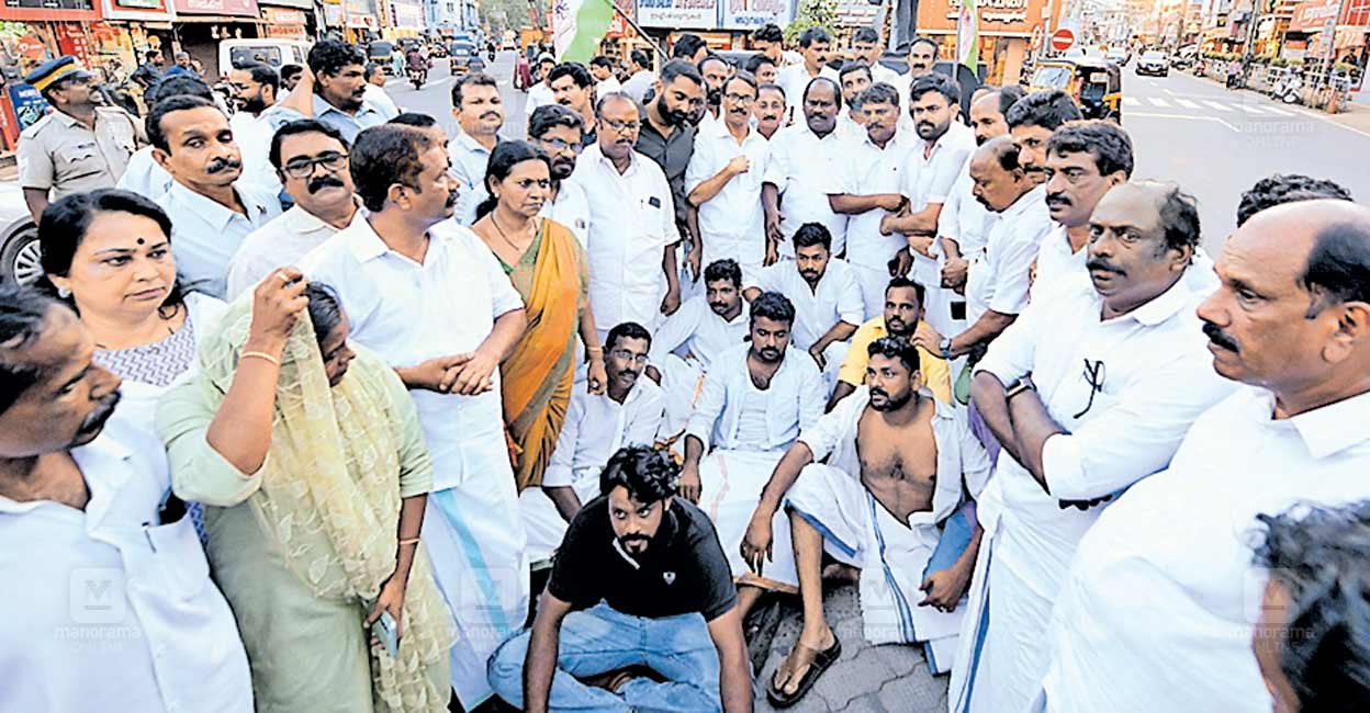 pathanamthitta-protest.jpg