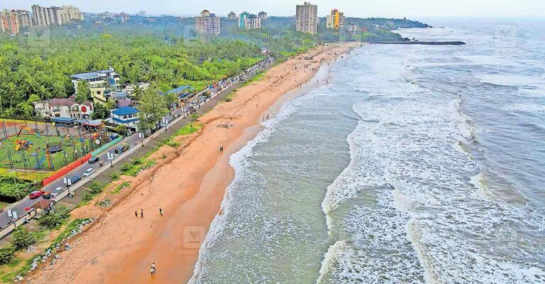 payyambalam-beach.jpg