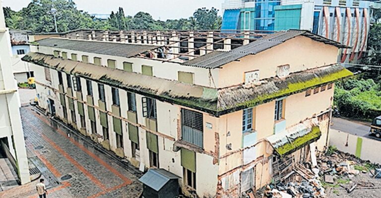 payyannur-govt-taluk-hospital.jpg