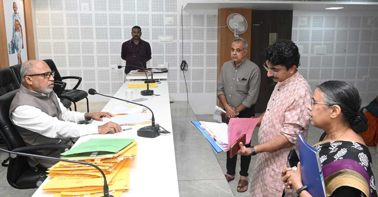 rti-sitting.jpg