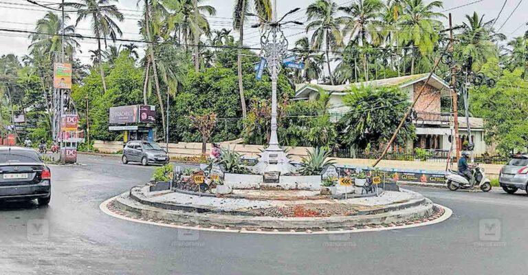 thrissur-round-about.jpg